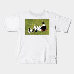 Couple in the park Kids T-Shirt